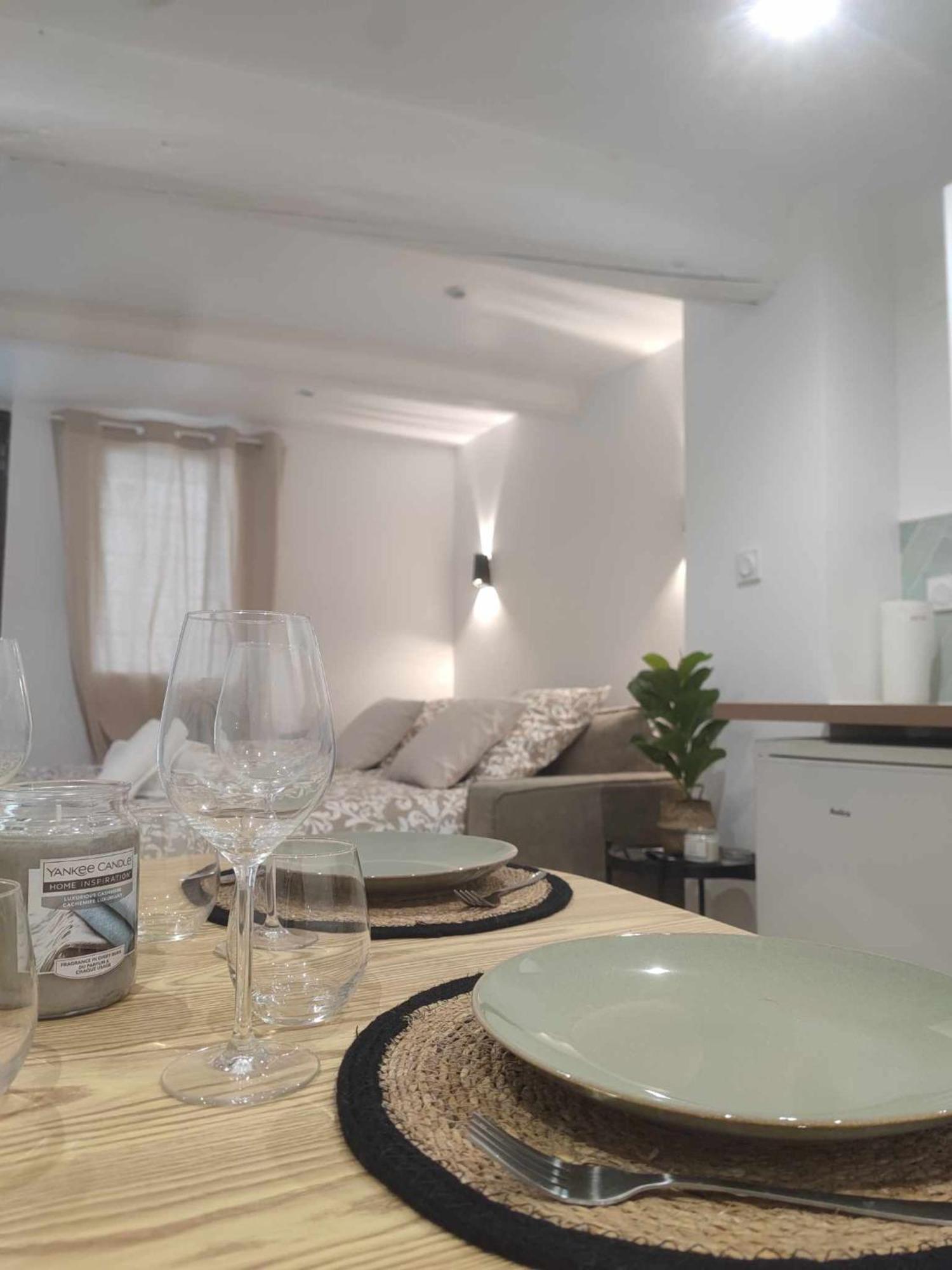 Le Cosy En Intramuros Apartment Avignon Luaran gambar